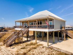 SeaBatical - Gulf and Bay views - steps to the water - enjoy a family dinner after a great day on the beach! home